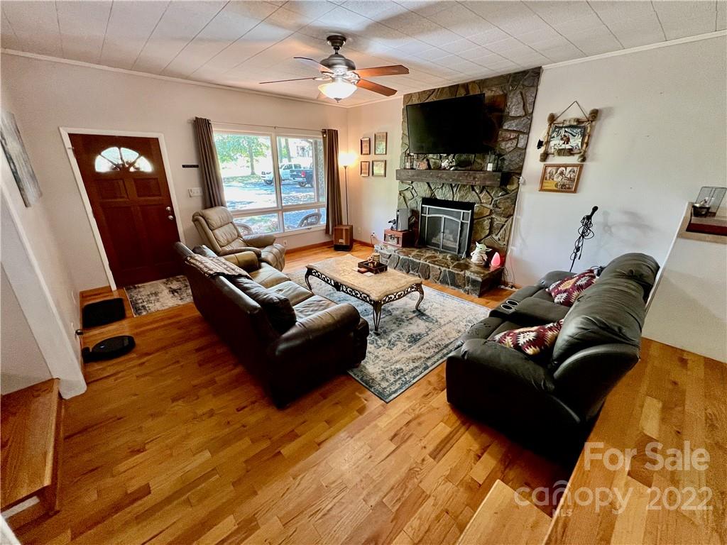 1619 Ivey Church Road Maiden, NC 28650 - Photo 4 of 19 Gallery Image 4