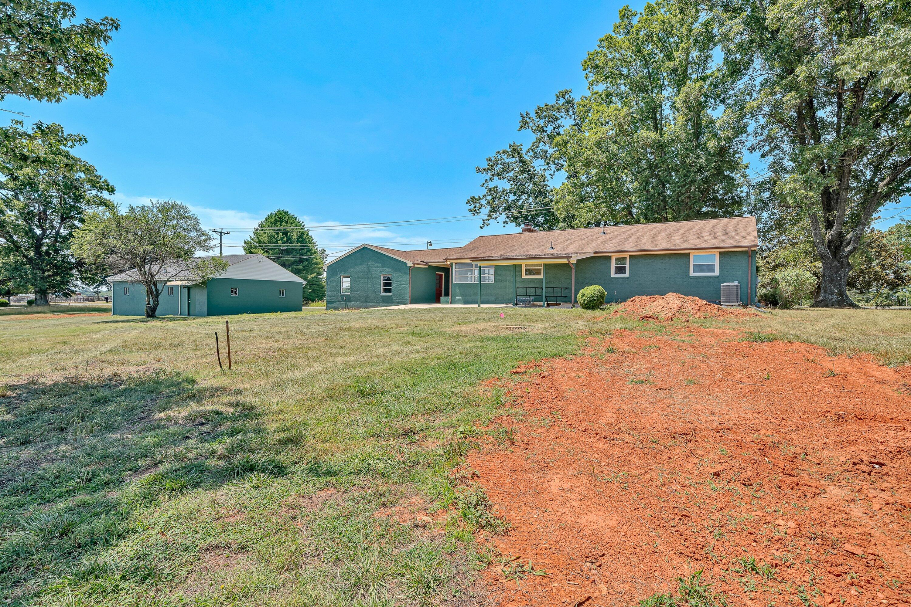 1084 Altice Road Moneta, VA 24121 - Photo 35 of 45 pic 35