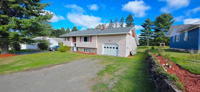 $162,000 | 50 Bridgham Street, Ashland, ME 04732