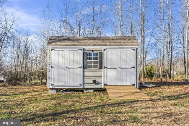 $825,000 | 3196 Huntsman Drive, Huntingtown, MD 20639