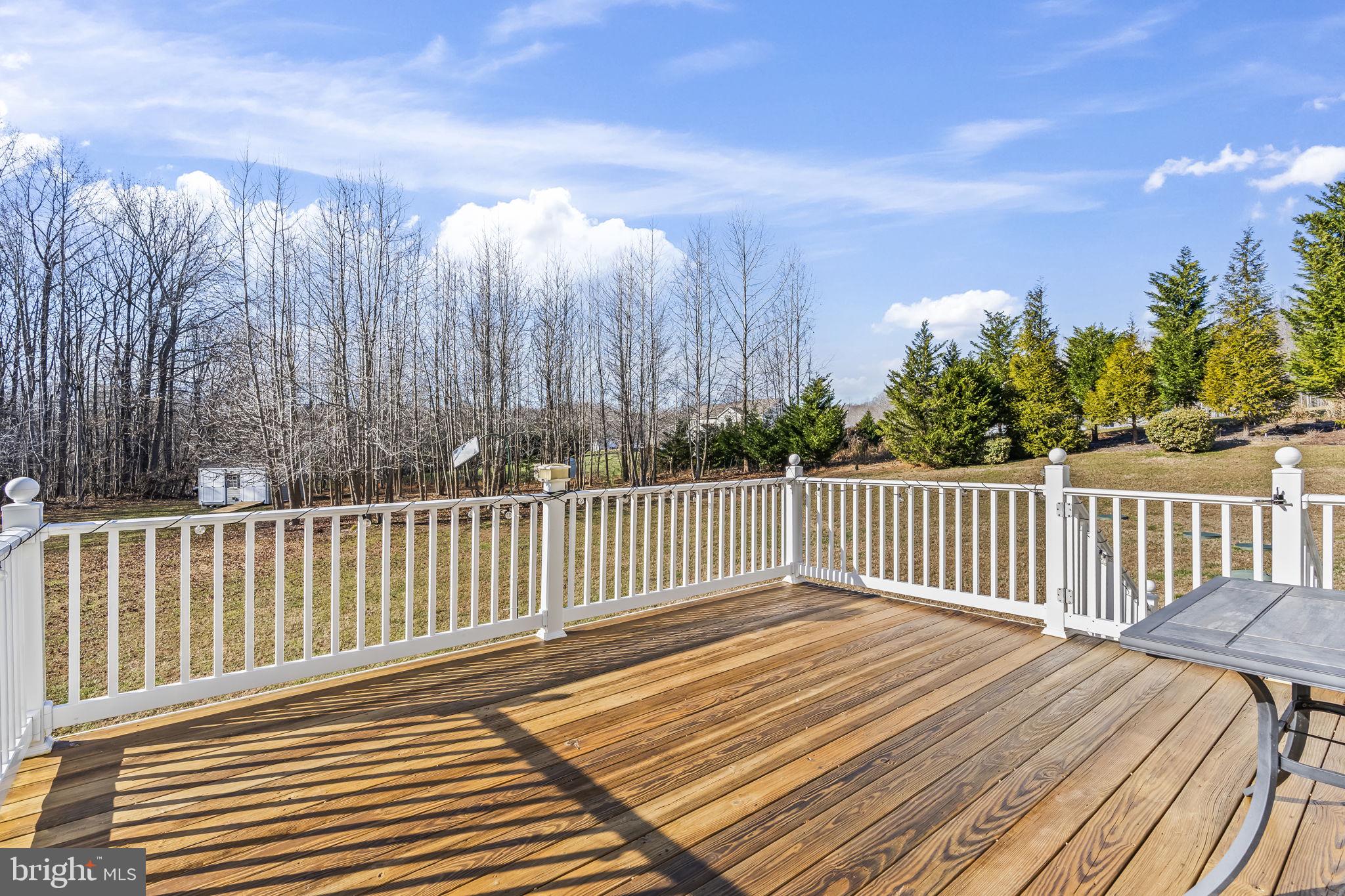 3196 Huntsman Drive Huntingtown, MD 20639 - Photo 9 of 37 Expansive deck