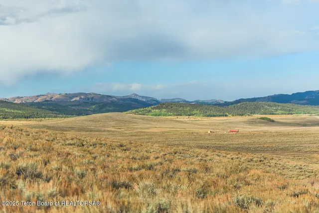 $315,000 | 1 East Beaver Ridge Road, Daniel, WY 83115