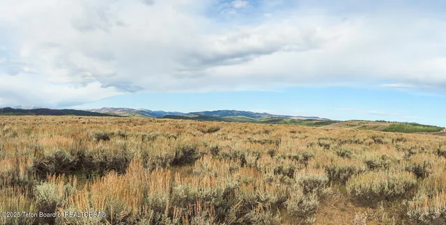 $315,000 | 1 East Beaver Ridge Road, Daniel, WY 83115