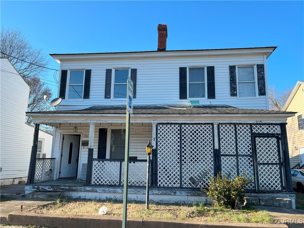 a view of a house with entrance