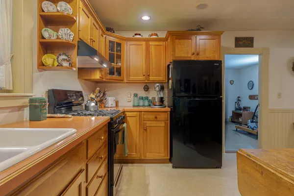 $990,000 | 200 Surry Road, Ellsworth, ME 04605
