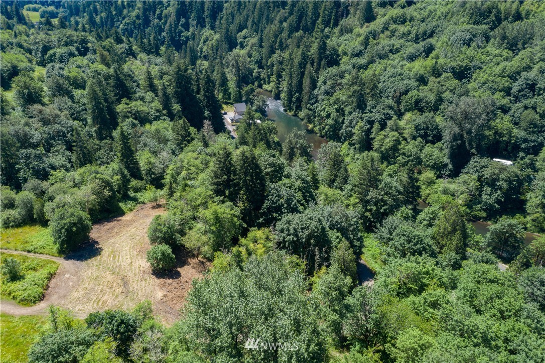 2128 Kalama River Road Kalama, WA 98625 - Photo 4 of 28 Gallery Image 4