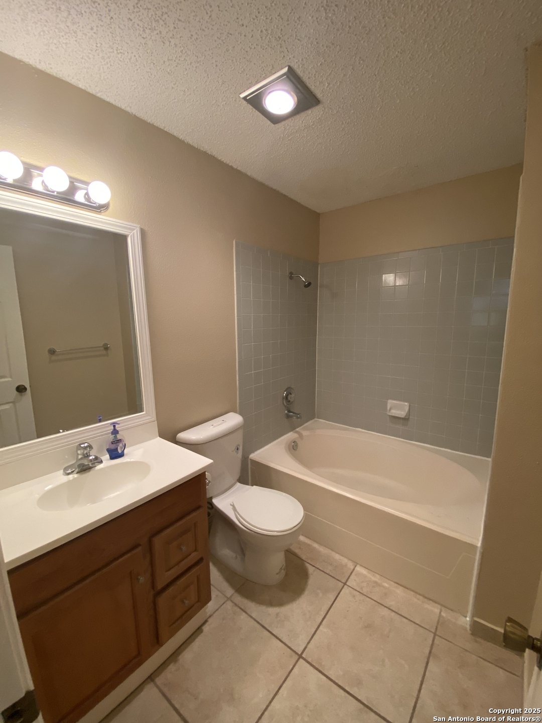 8406 Forest Ridge Drive San Antonio, TX 78239 - Photo 11 of 14