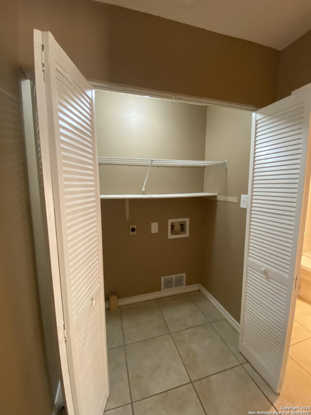 8406 Forest Ridge Drive San Antonio, TX 78239 - Photo 5 of 14