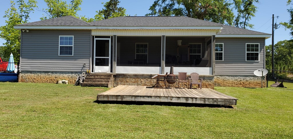 841 Sheppard Road Dothan, AL 36301 - Photo 34 of 40 Back side of house deck and Screened Porch
