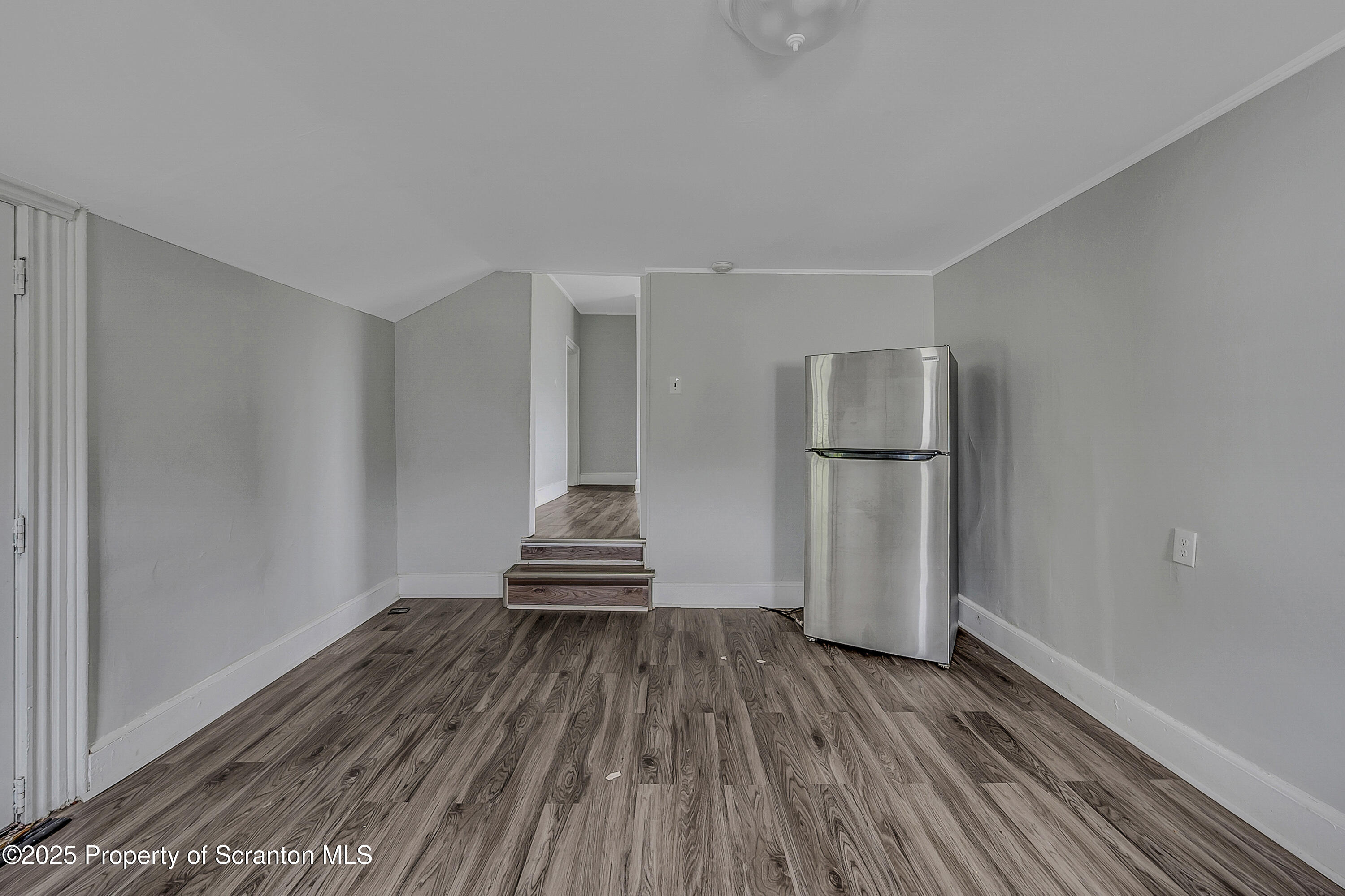 301 North Bromley Avenue Scranton, PA 18504 - Photo 5 of 15 N Bromley_-5