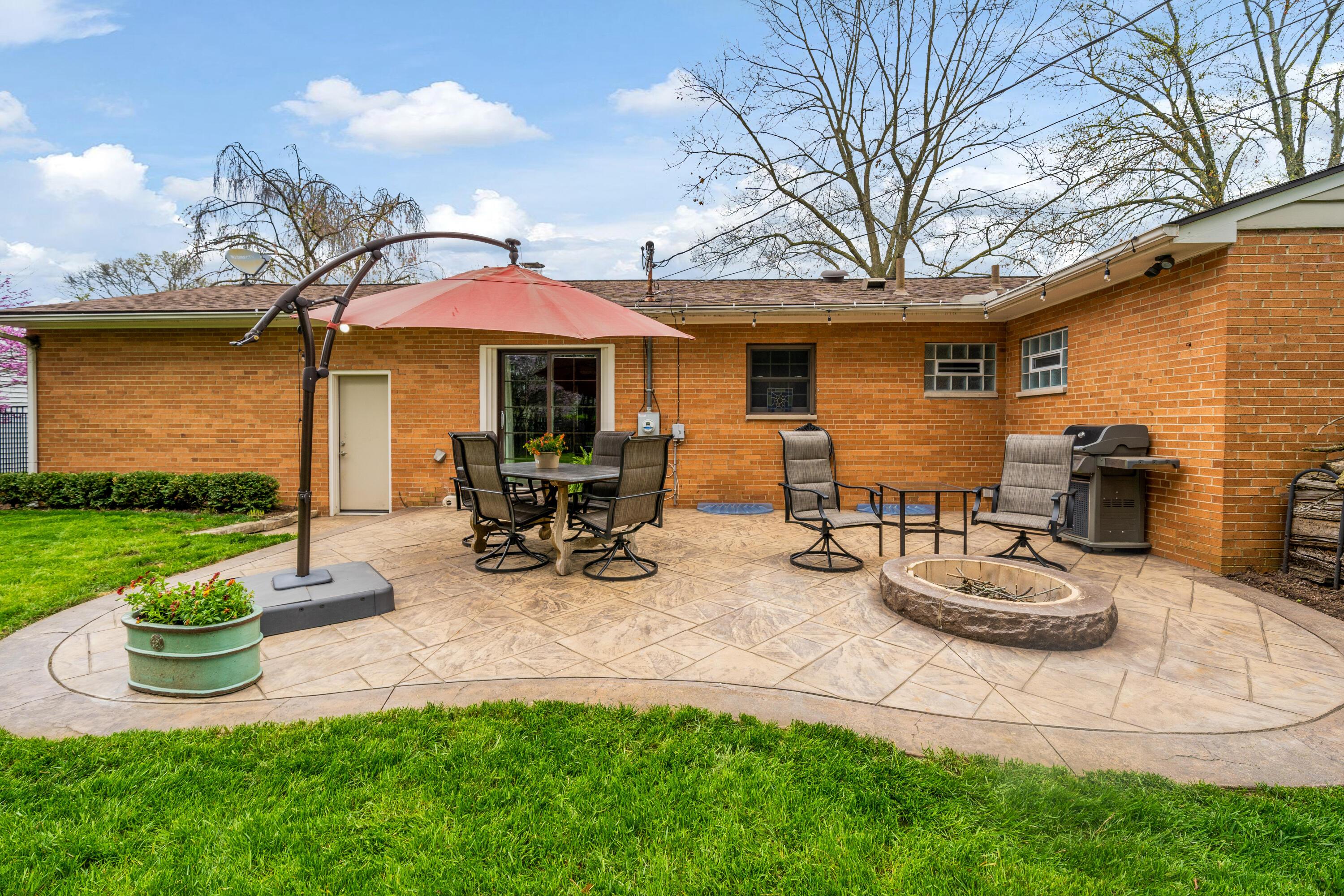 3109 Edgefield Road Columbus, OH 43221 - Photo 30 of 35 Rear Patio