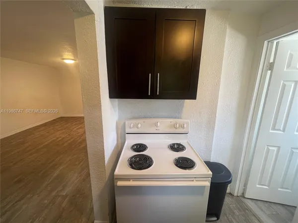 $1,500 | 5738 Garfield Street, Unit B, Hollywood, FL 33021