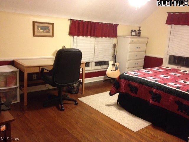 3915 Windsor Road Youngstown, OH 44512 - Photo 12 of 24 Spacious 3rd Bedroom