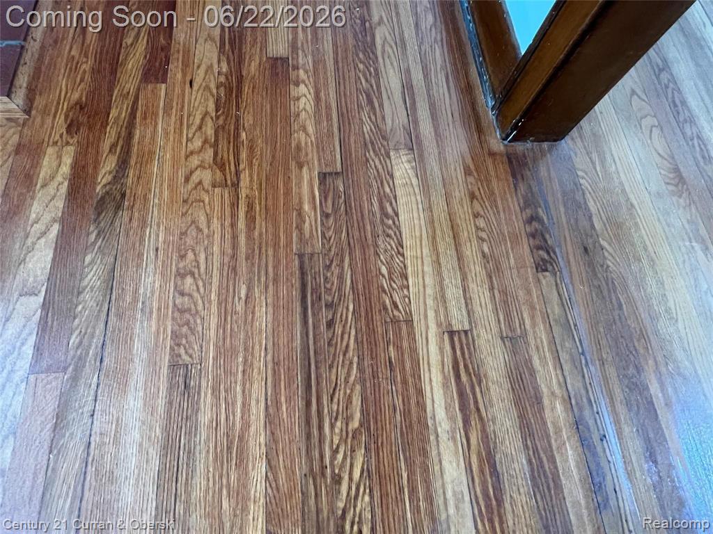 21507 Edna Street Dearborn, MI 48124 - Photo 3 of 10