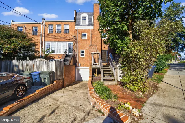 $6,575 | 4200 River Road Northwest, Washington, DC 20016