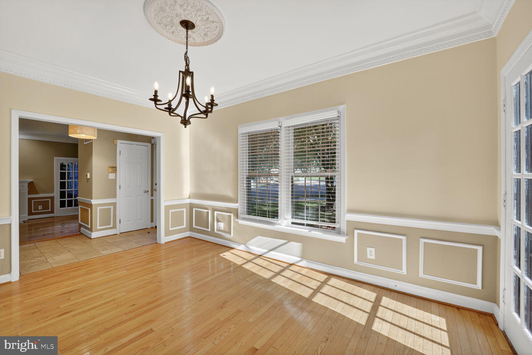 4200 River Road Northwest Washington, DC 20016 - Photo 3 of 40 a view of a livingroom with a large window