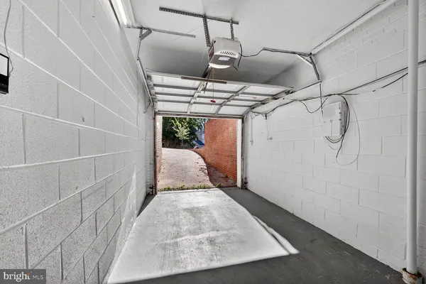 a view of a garage