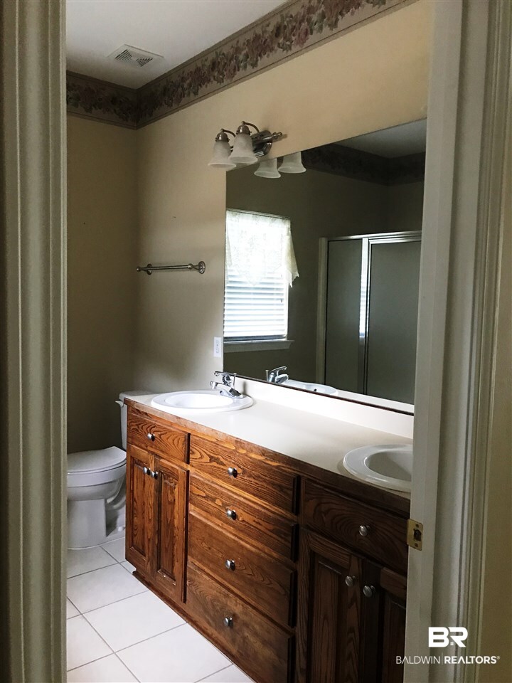 10591 South Side Loop Fairhope, AL 36532 - Photo 13 of 21