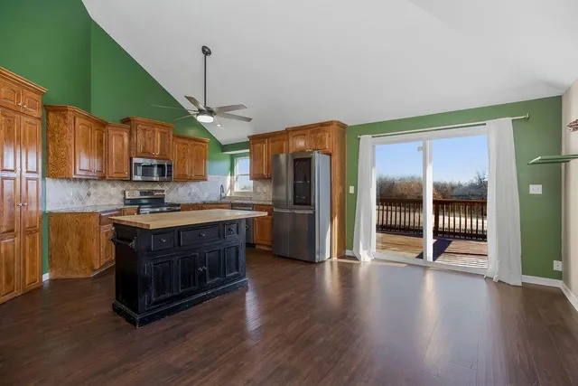 $460,000 | 843 Northwest 1661st Road, Bates City, MO 64011