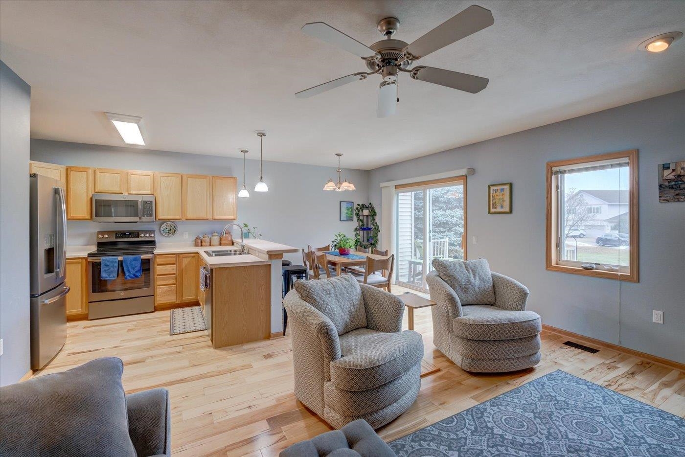 324 Alpine Meadow Circle, Unit 324 Oregon, WI 53575 - Photo 13 of 46