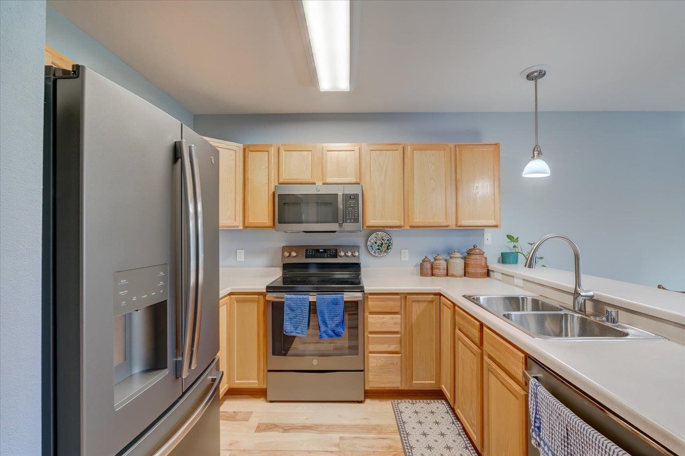 324 Alpine Meadow Circle, Unit 324 Oregon, WI 53575 - Photo 16 of 46