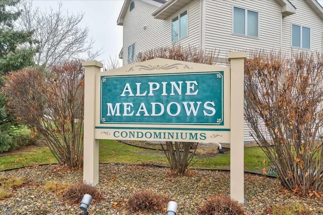 $299,900 | 324 Alpine Meadow Circle, Unit 324, Oregon, WI 53575