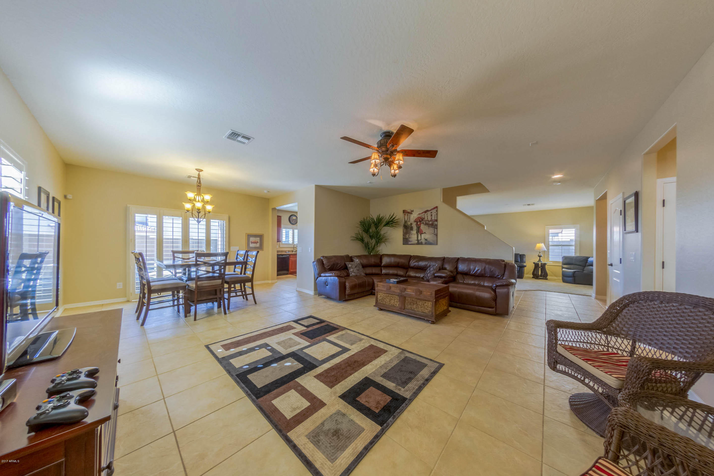 16495 West Rowel Road Surprise, AZ 85387 - Photo 4 of 27 Greatroom