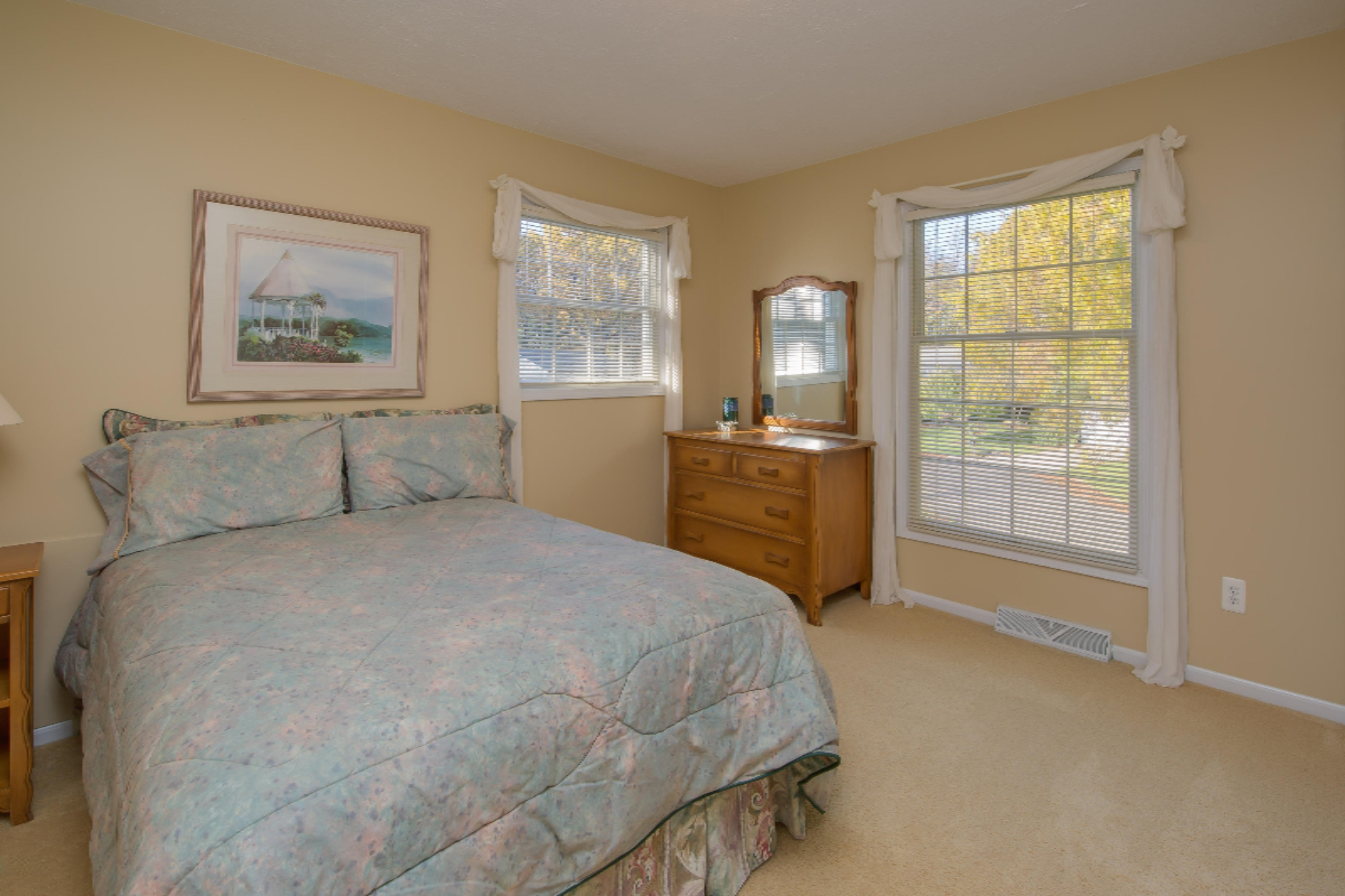3001 Ridgeview Circle Kalamazoo, MI 49008 - Photo 17 of 26 3001_Ridgeview_Circle-17