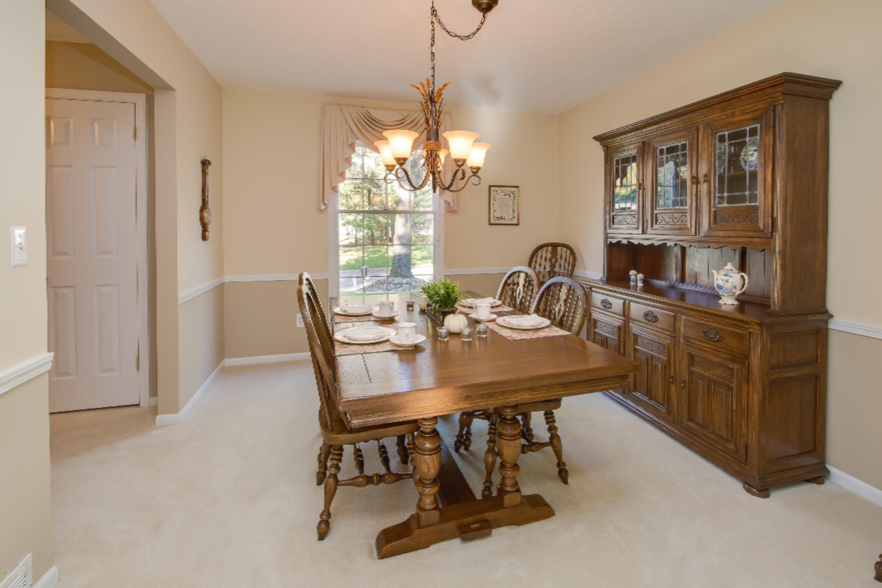 3001 Ridgeview Circle Kalamazoo, MI 49008 - Photo 8 of 26 3001_Ridgeview_Circle-08