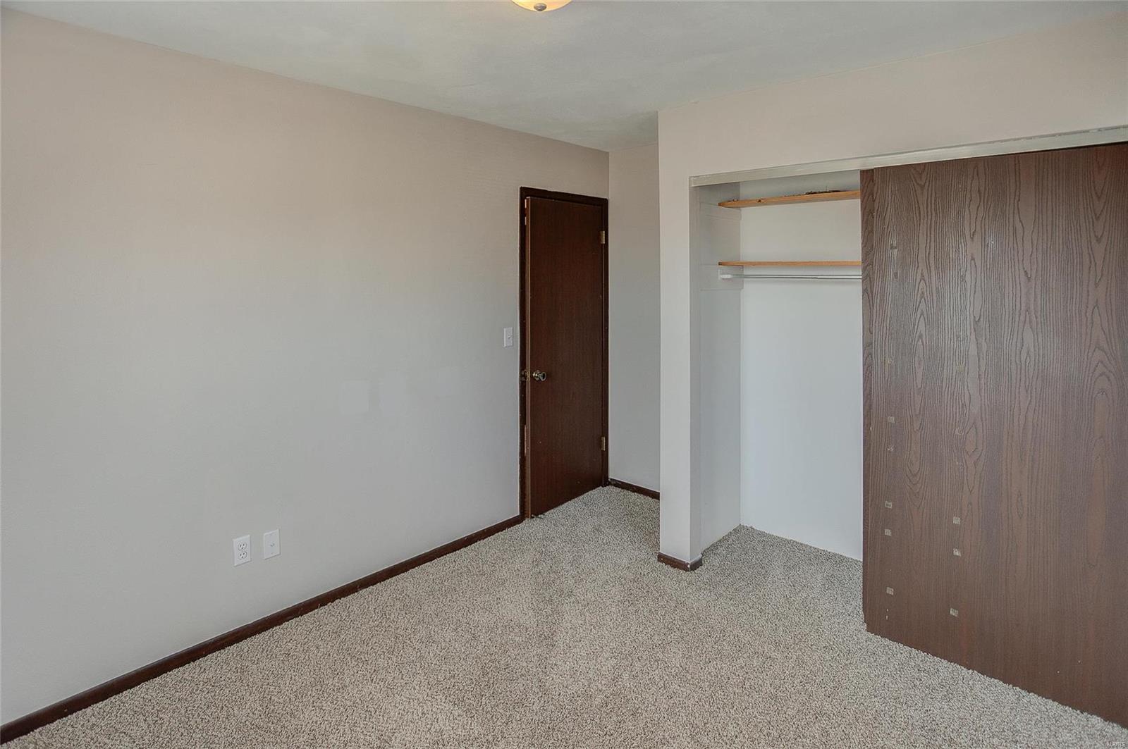 201 Rio Verde Drive Belleville, IL 62221 - Photo 22 of 28 Gallery Image 22