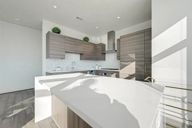 $4,300 | 4521 San Felipe Street, Unit 1603, Houston, TX 77027