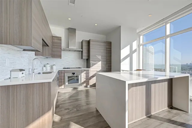 $4,300 | 4521 San Felipe Street, Unit 1603, Houston, TX 77027