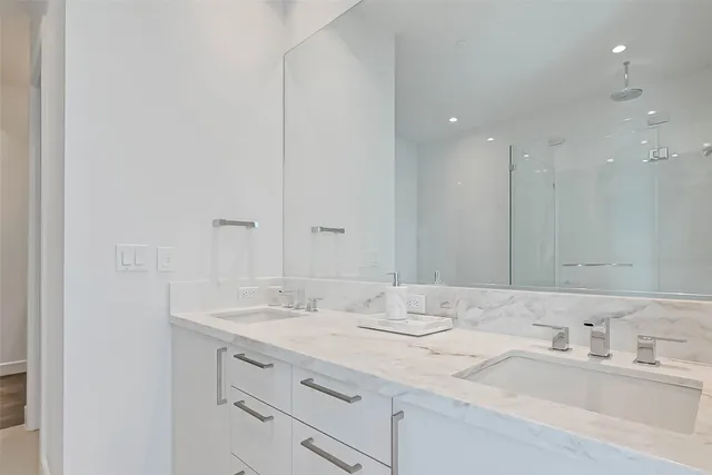 $4,300 | 4521 San Felipe Street, Unit 1603, Houston, TX 77027