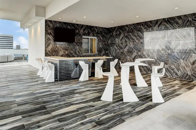 $4,300 | 4521 San Felipe Street, Unit 1603, Houston, TX 77027