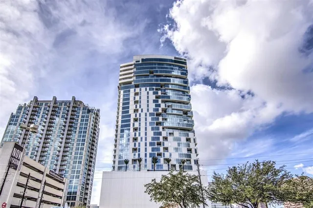 $4,300 | 4521 San Felipe Street, Unit 1603, Houston, TX 77027