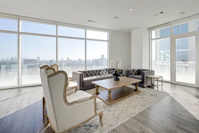 $4,300 | 4521 San Felipe Street, Unit 1603, Houston, TX 77027