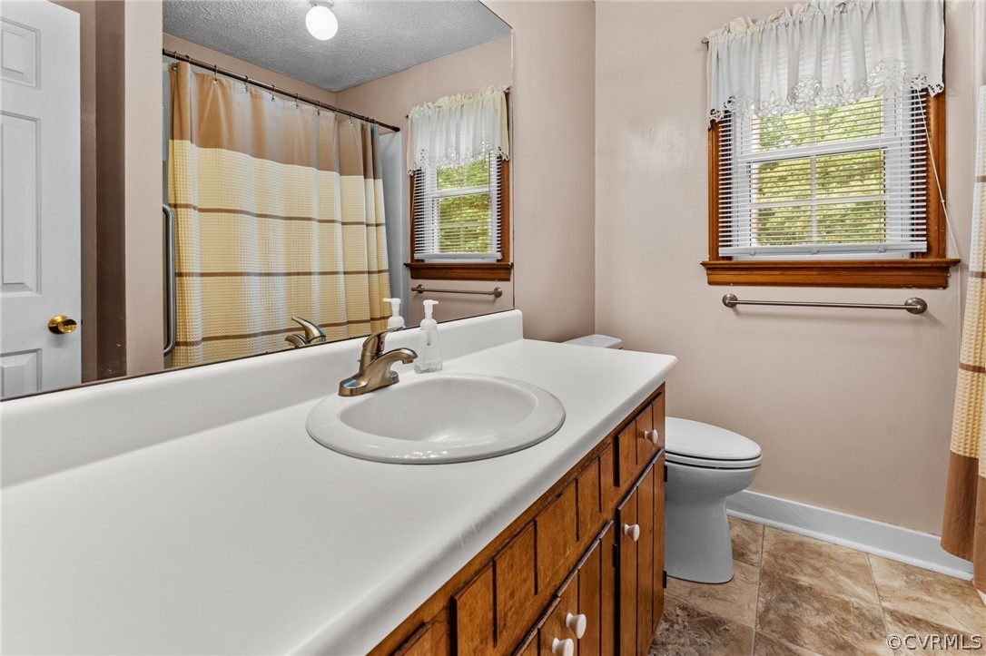 3904 Paces Ferry Road Chester, VA 23831 - Photo 21 of 36