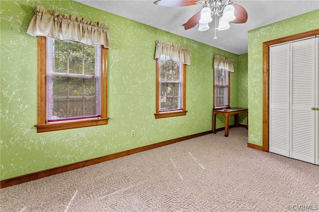 3904 Paces Ferry Road Chester, VA 23831 - Photo 23 of 36