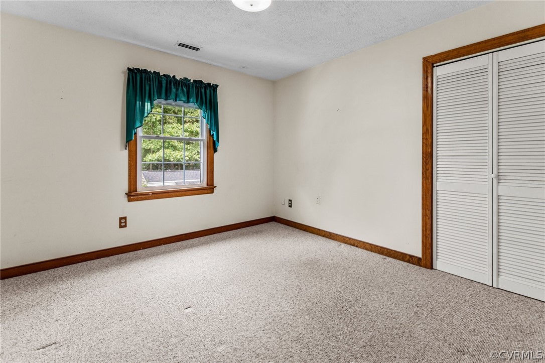 3904 Paces Ferry Road Chester, VA 23831 - Photo 27 of 36