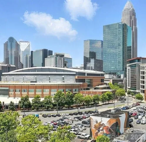 $320,000 | 505 East 6th Street, Unit 803, Charlotte, NC 28202