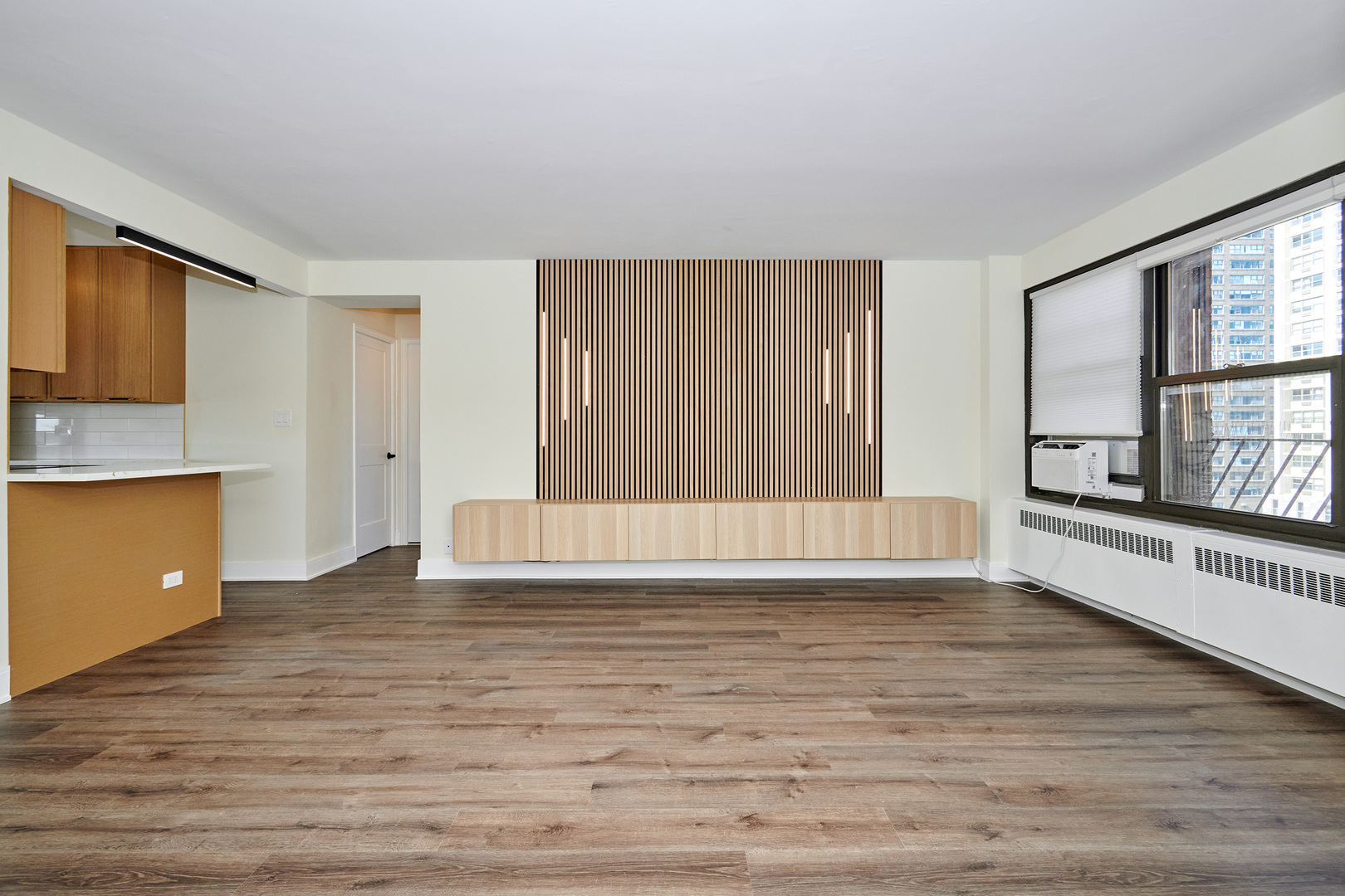 6118 North Sheridan Road, Unit 707 Chicago, IL 60660 - Photo 3 of 23