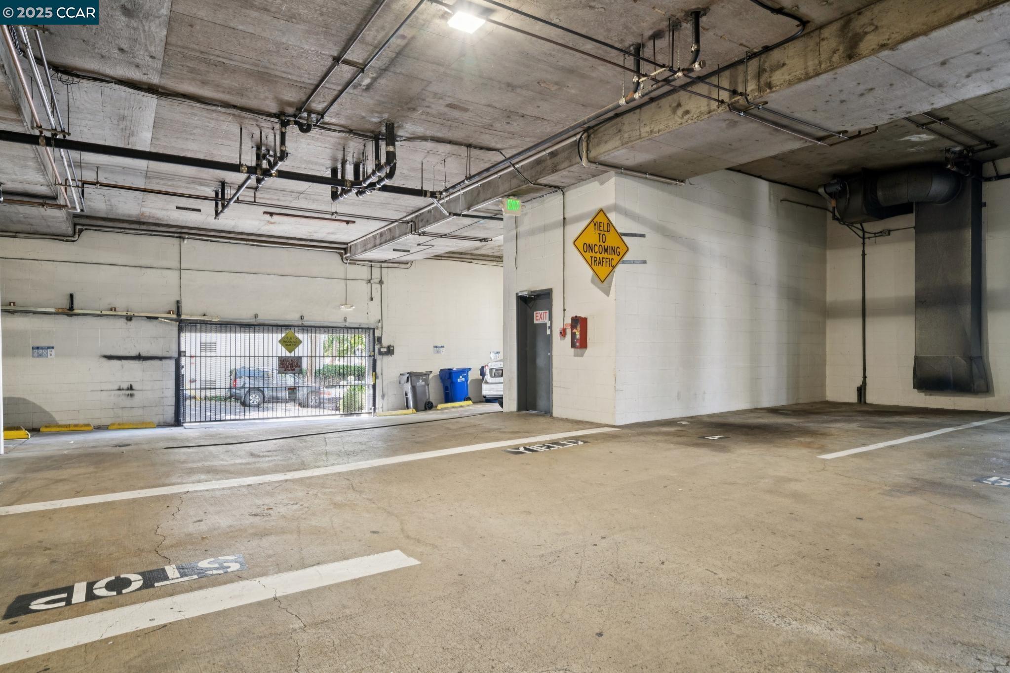 150 Pearl Street, Unit 122 Oakland, CA 94611 - Photo 23 of 34