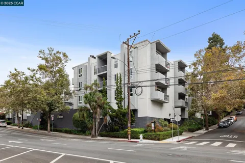 a car parked in front of a building