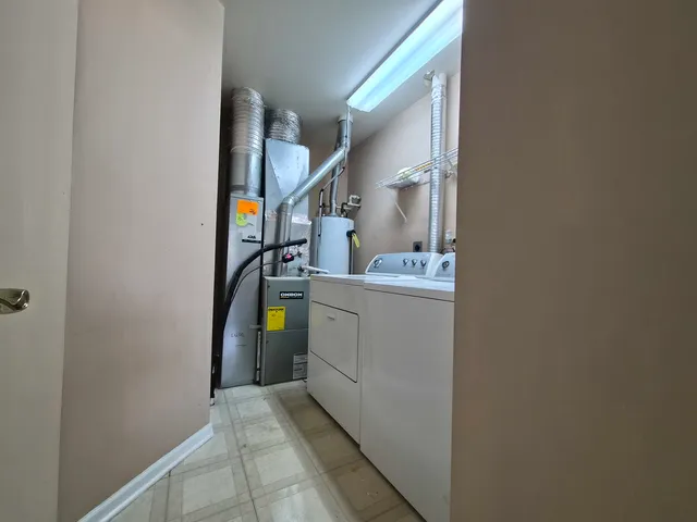 $2,850 | 2850 Stonewater Drive, Naperville, IL 60564