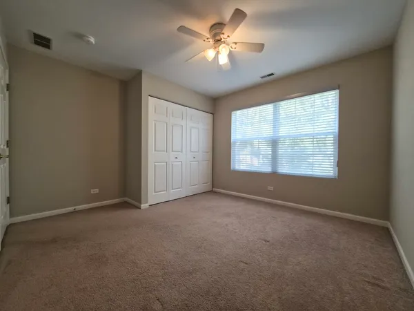 $2,750 | 2850 Stonewater Drive, Naperville, IL 60564
