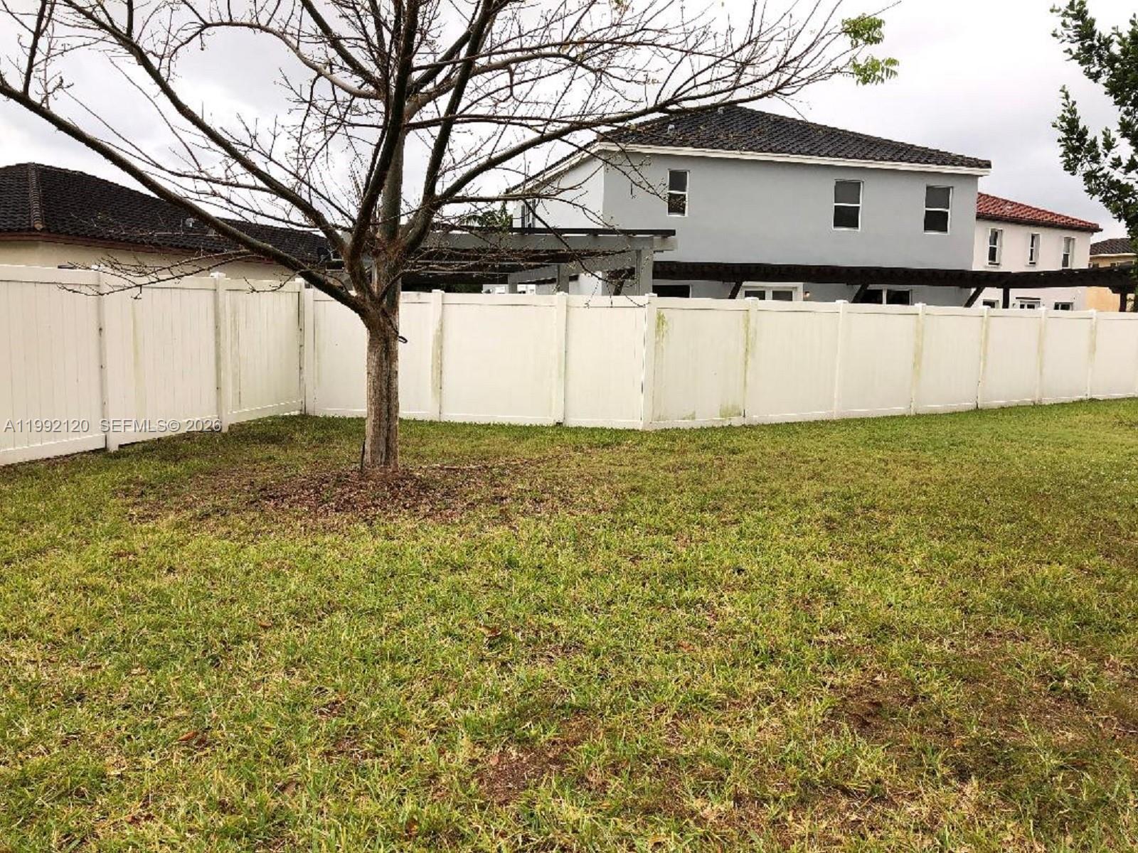 17000 Southwest 90th Terrace Miami, FL 33196 - Photo 8 of 56