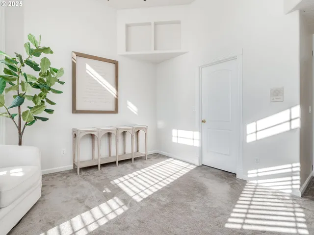 $1,850,000 | 28499 Southeast Sweetbriar Road, Troutdale, OR 97060