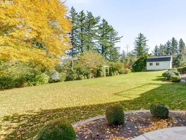 $1,850,000 | 28499 Southeast Sweetbriar Road, Troutdale, OR 97060