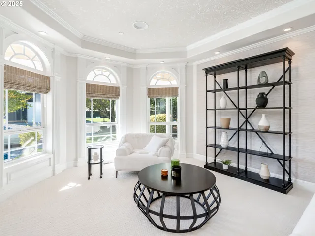 $1,850,000 | 28499 Southeast Sweetbriar Road, Troutdale, OR 97060