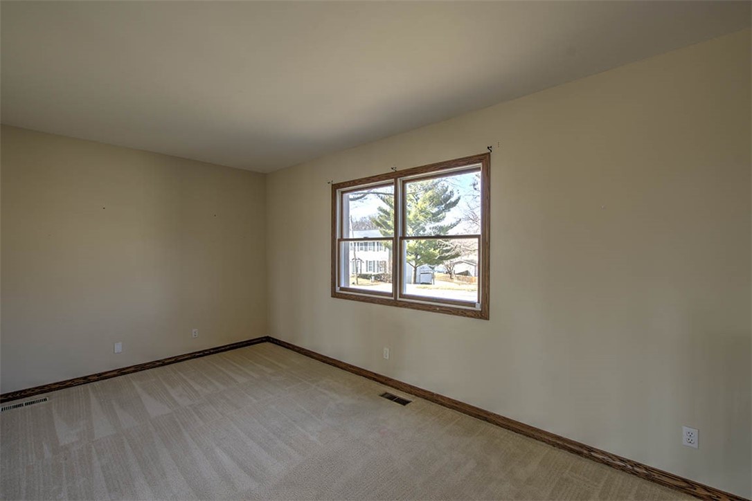 368 Timber Place Decatur, IL 62521 - Photo 15 of 39